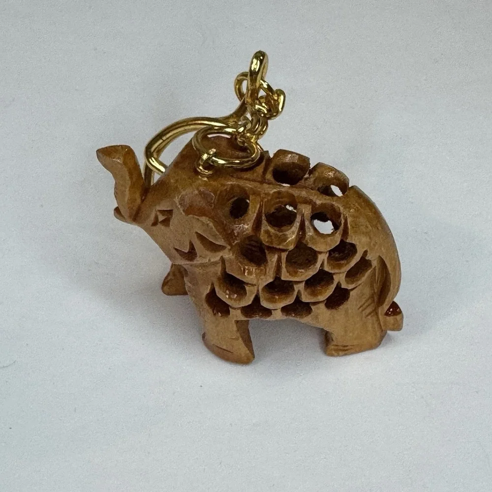 Hand Carved Wooden Elephant Good Luck Key‎ Chain